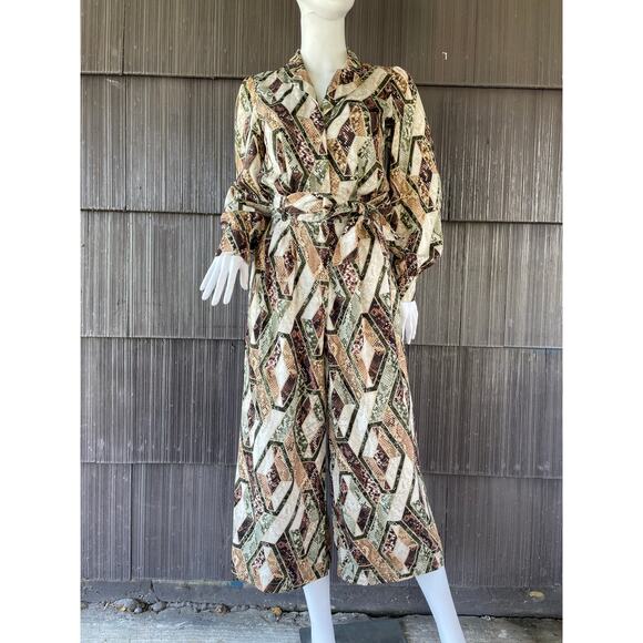 🔥H&M Mob Wife Snake Print Patches Style Satin Ankle Jumpsuit Women Size 0 - Picture 1 of 17